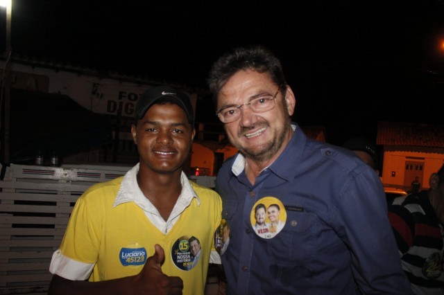  Prefeita Salete Rego recepciona  Zé filho em sua residência - Imagem 17