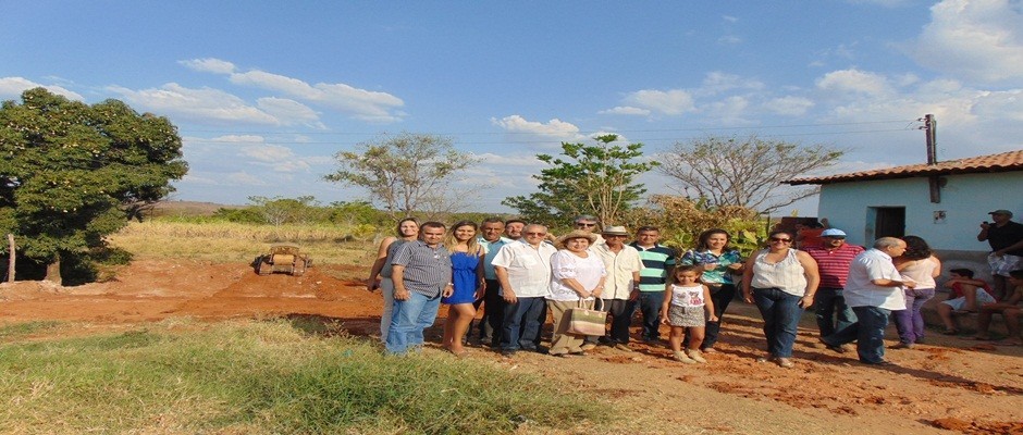 Prefeitura inicia prolongamento da Avenida Adolfo John Terry