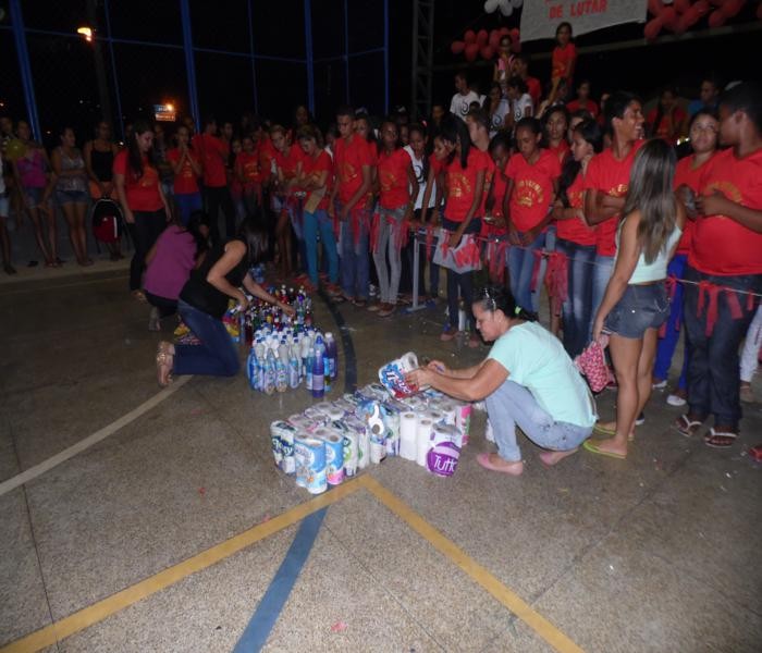 Gincana Escolar promovida pelo CEEP - Benedito Portela Leal agita noite de domingo  - Imagem 25