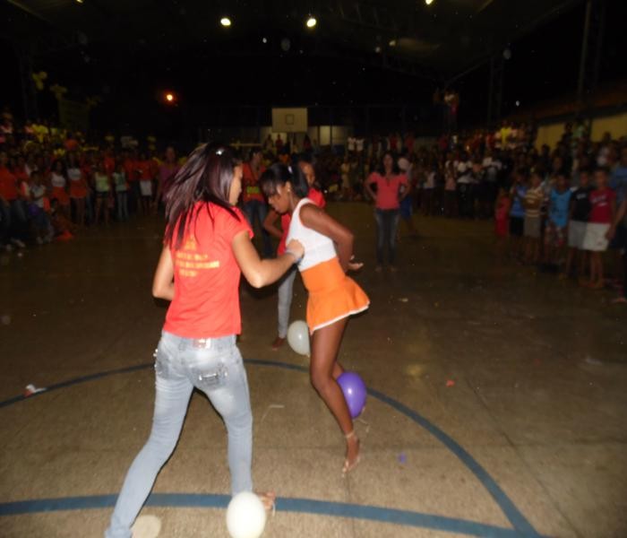 Gincana Escolar promovida pelo CEEP - Benedito Portela Leal agita noite de domingo  - Imagem 28