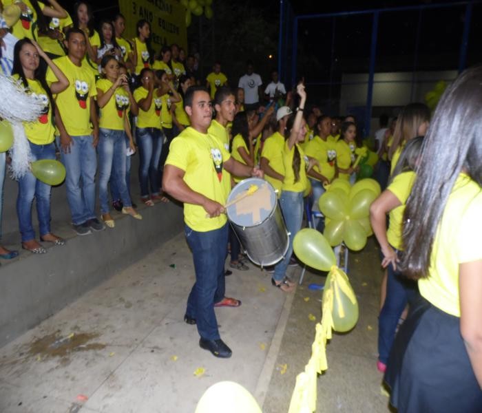 Gincana Escolar promovida pelo CEEP - Benedito Portela Leal agita noite de domingo  - Imagem 13