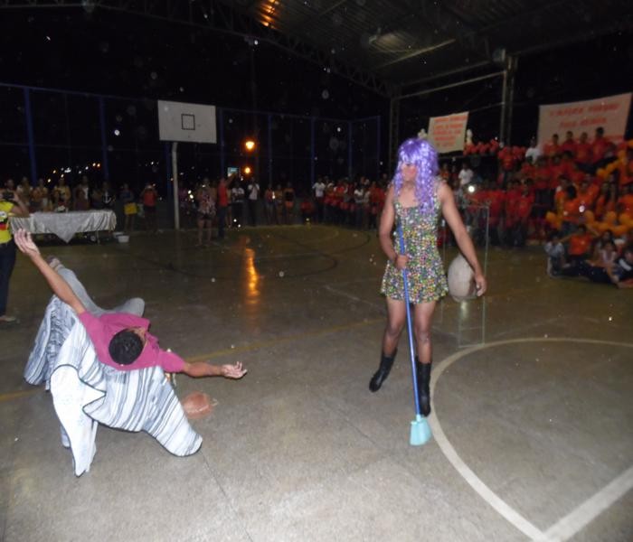 Gincana Escolar promovida pelo CEEP - Benedito Portela Leal agita noite de domingo  - Imagem 9