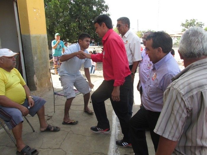Candidato a Governador: Wellington Dias Faz Caminhada em Agricolândia  - Imagem 41