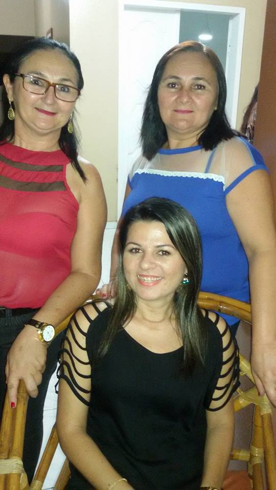 Primeira dama Lindyane Batista e amigos realizam festa surpresa ao prefeito Moisés Barbosa - Imagem 7