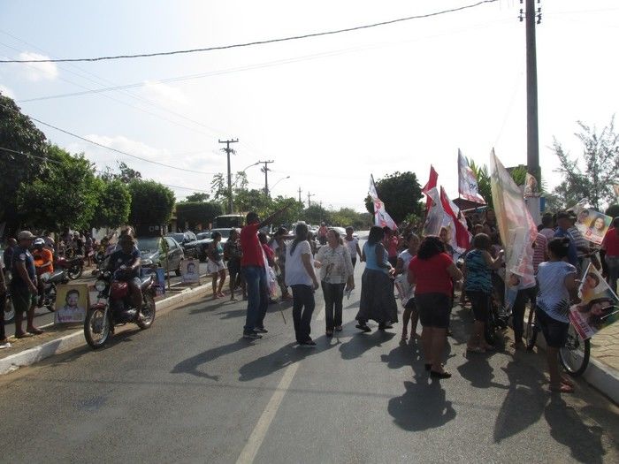 Candidato a Governador: Wellington Dias Faz Caminhada em Agricolândia  - Imagem 30