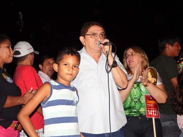 Candidata Janainna Marques participou de reunião politica no Bairro Rural em Esperantina - Imagem 11