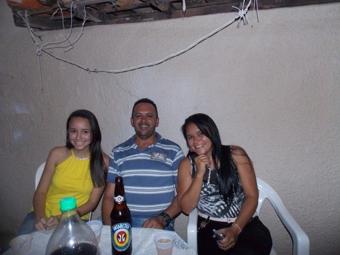 Primeira dama Lindyane Batista e amigos realizam festa surpresa ao prefeito Moisés Barbosa  - Imagem 72