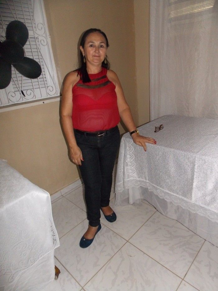 Primeira dama Lindyane Batista e amigos realizam festa surpresa ao prefeito Moisés Barbosa  - Imagem 89