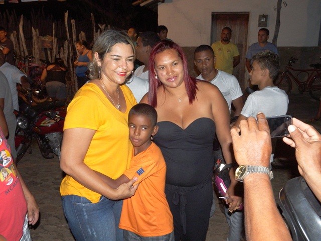 Candidata Janainna Marques participou de reunião politica no Bairro Rural em Esperantina - Imagem 17