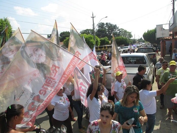 Candidato a Governador: Wellington Dias Faz Caminhada em Agricolândia  - Imagem 59