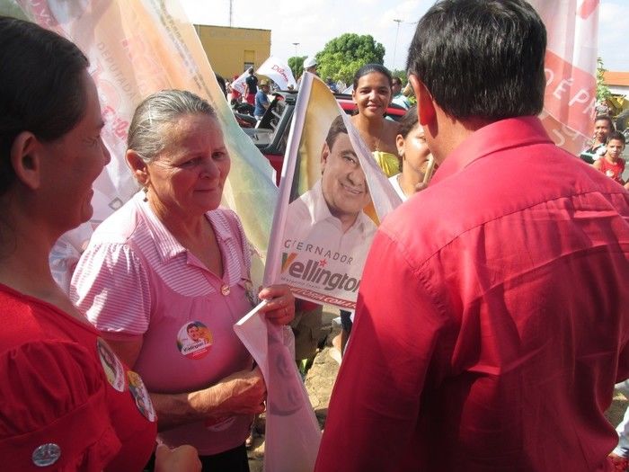 Candidato a Governador: Wellington Dias Faz Caminhada em Agricolândia  - Imagem 28