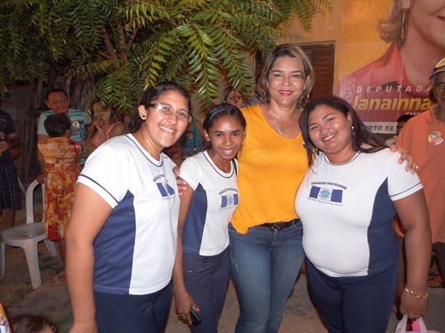 Candidata Janainna Marques participou de reunião politica no Bairro Rural em Esperantina - Imagem 1