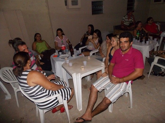 Primeira dama Lindyane Batista e amigos realizam festa surpresa ao prefeito Moisés Barbosa  - Imagem 80