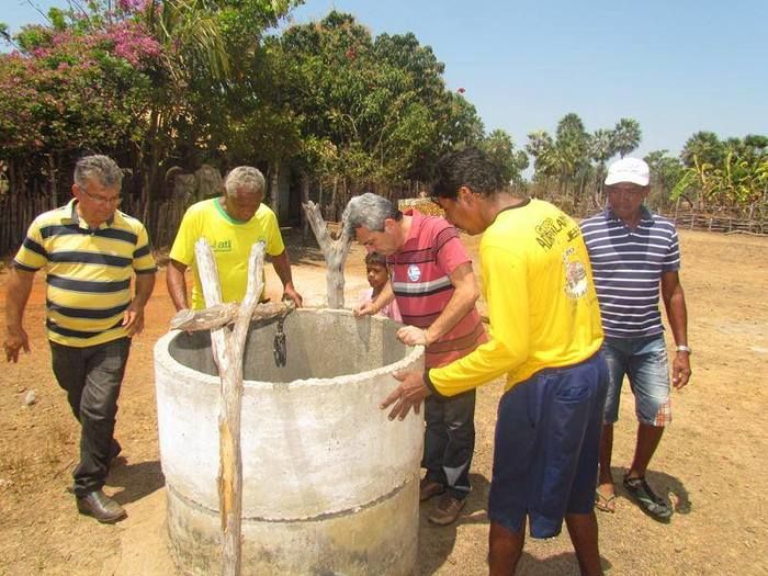 Prefeito Edílson Capote leva água para mais comunidades. - Imagem 1