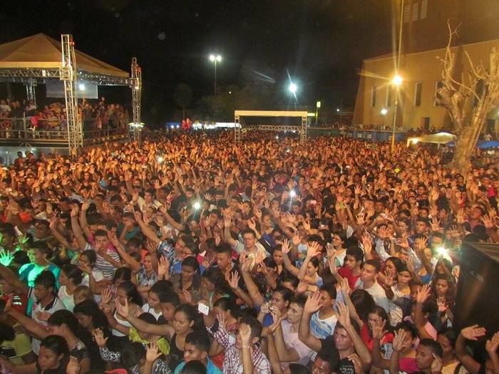 Show Evangélico atrai milhares de fies - Imagem 4