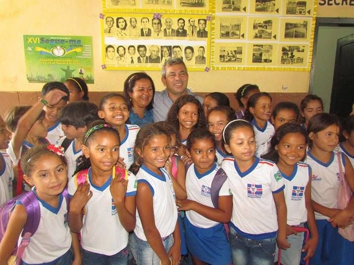 Prefeito Edílson Capote inaugura salas climatizadas, multifuncionais e brinquedotecas em escolas municipais. - Imagem 9