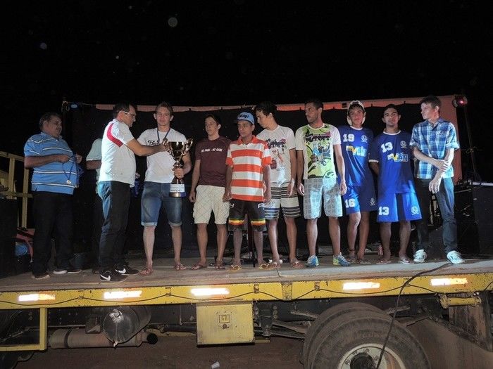 Prefeitura realiza torneio de salão para oficializar inauguração de ginásio poliesportivo na Zona Rural - Imagem 16