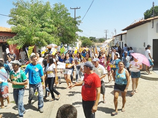 Prata do Piauí recebe à visita da candidata a deputada estadual Janaínna Marques - Imagem 49