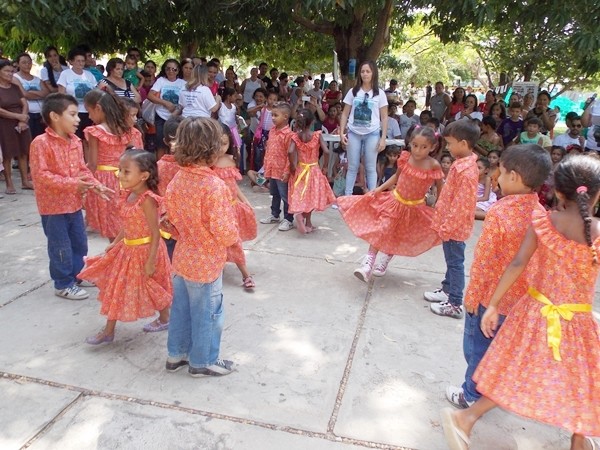 3ª Edição do projeto:  “Um poema em cada árvore“ - Imagem 37