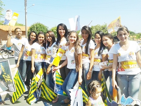 Prata do Piauí recebe à visita da candidata a deputada estadual Janaínna Marques - Imagem 15