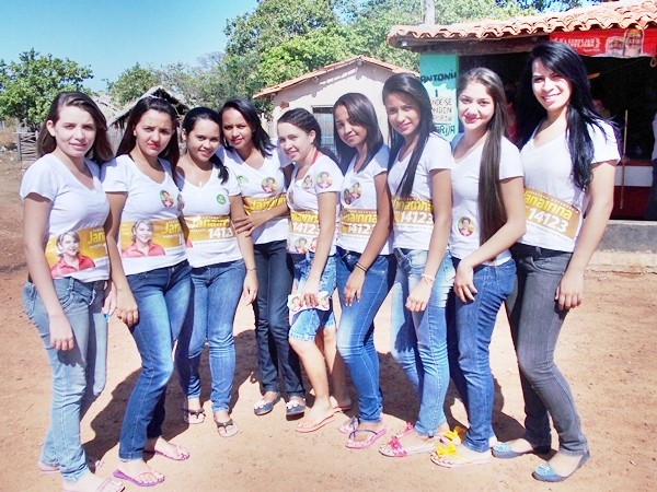 Prata do Piauí recebe à visita da candidata a deputada estadual Janaínna Marques - Imagem 5