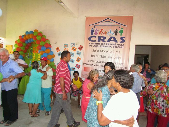 Centro de Referência do Idoso e CRAS realizaram festa em homenagem aos Pais - Imagem 15