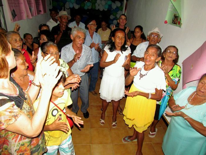 Centro de Referência do Idoso e CRAS realizaram festa em homenagem aos Pais - Imagem 9