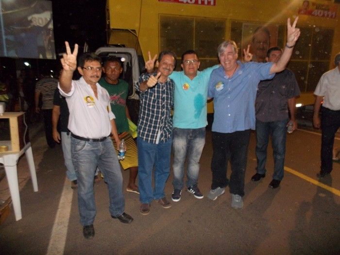 Prefeito Moisés Barbosa realizou grande carreata e recepciona os Deputados Wilson Brandão e Hugo Napoleão. - Imagem 29
