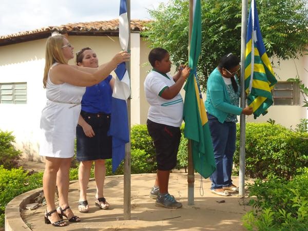 Alunos Realizaram Caminhada Cívica  - Imagem 93