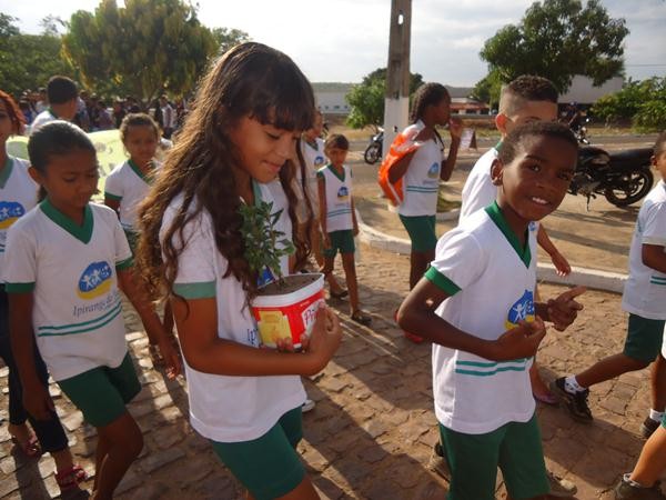 Alunos Realizaram Caminhada Cívica  - Imagem 31