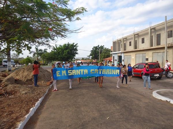 Alunos Realizaram Caminhada Cívica  - Imagem 22
