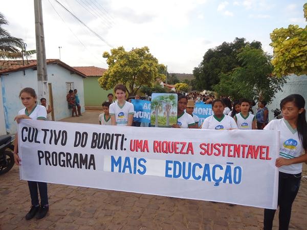 Alunos Realizaram Caminhada Cívica  - Imagem 7