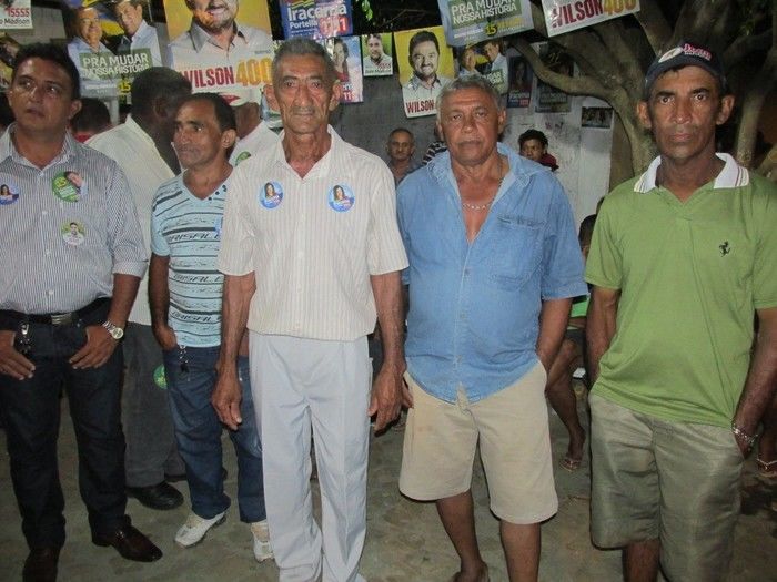 Prefeito: Walter Alencar Faz inauguração de Comité do 15 do Candidato a Governador ZÉ FILHO em Agricolândia.  - Imagem 14