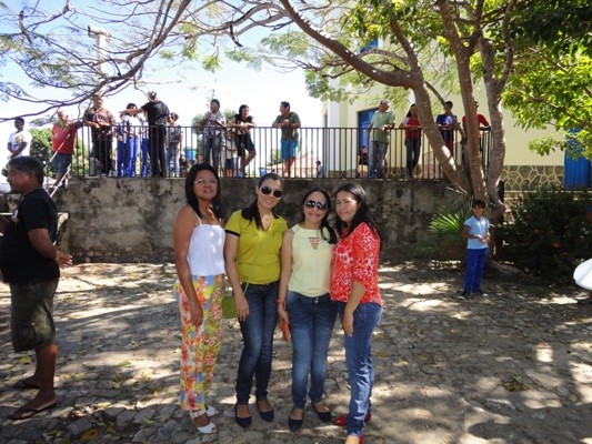 Prefeito e autoridades participam do desfile de 7 de setembro  - Imagem 48