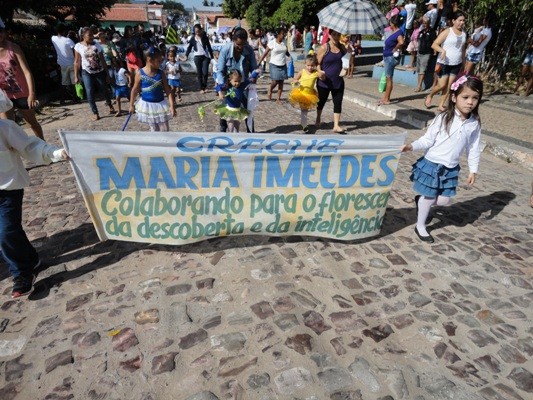 Prefeito e autoridades participam do desfile de 7 de setembro  - Imagem 6
