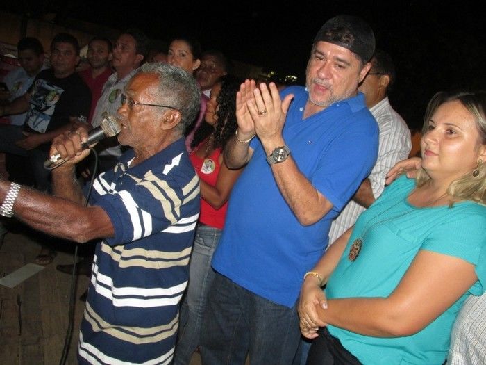 Prefeito: Walter Alencar Faz inauguração de Comité do 15 do Candidato a Governador ZÉ FILHO em Agricolândia.  - Imagem 22