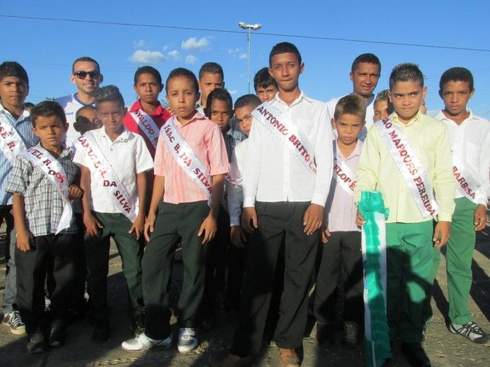 Rede de Ensino Estadual e Municipal leva 1.326 Alunos para desfilar no 7 de Setembro em Agricolândia - Imagem 25