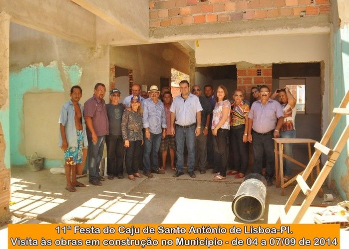 Prefeito e comitiva visitam obras pela cidade - Imagem 16