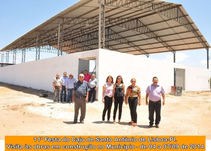 Prefeito e comitiva visitam obras pela cidade - Imagem 13