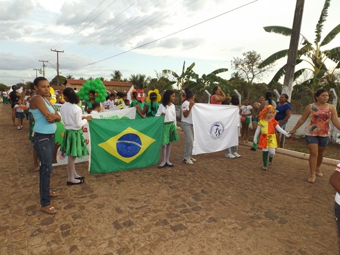 Desfile Cívico das Escolas Municipais em comemoração ao dia 7 de setembro em Nossa Sra. De Nazaré - Imagem 3