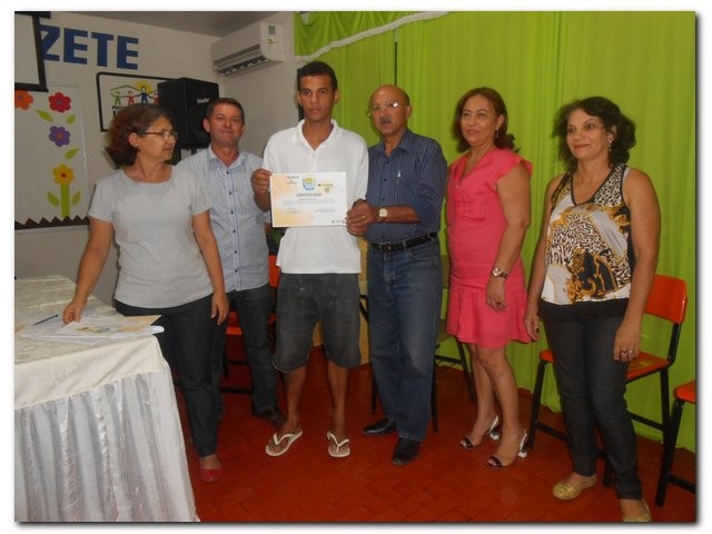 Pedreiros são diplomados em Inhuma, entrega de certificados - Imagem 34