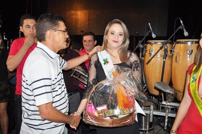 Rainha do caju e Mister caju são escolhidos em festa - Imagem 6