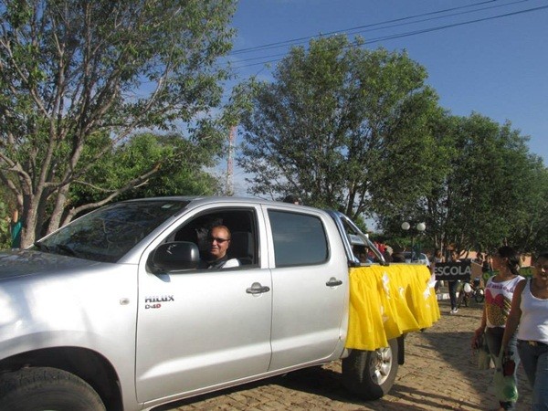 Público prestigia Desfile Cívico das escolas municipais que tiveram educação, avanço e desafio como tema - Imagem 68
