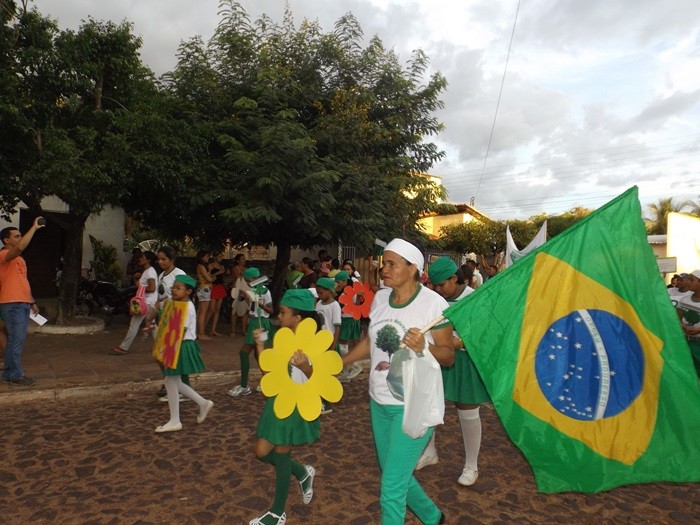 Desfile Cívico das Escolas Municipais em comemoração ao dia 7 de setembro em Nossa Sra. De Nazaré - Imagem 21