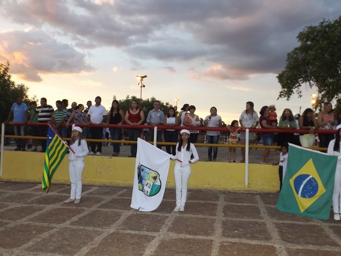 Desfile Cívico das Escolas Municipais em comemoração ao dia 7 de setembro em Nossa Sra. De Nazaré - Imagem 25