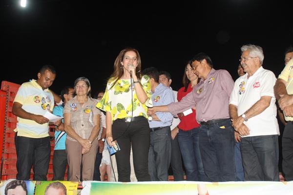 Coligação com a “Força do Povo” faz caminhada em Ipiranga do Piauí - Imagem 46
