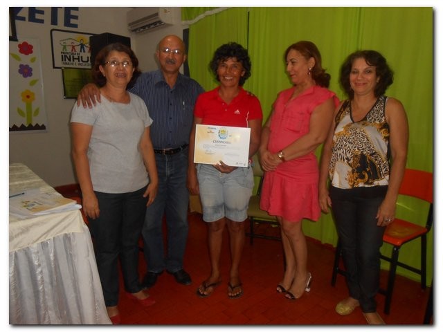 Pedreiros são diplomados em Inhuma, entrega de certificados - Imagem 27