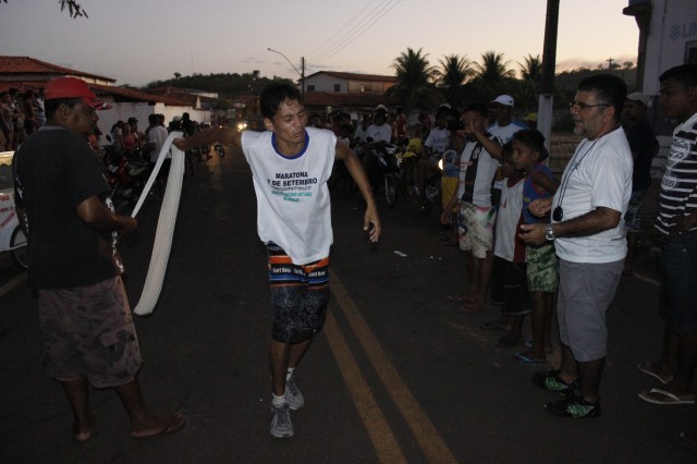 Milhares de alunos participaram do desfile dos 7 de setembro no município - Imagem 102