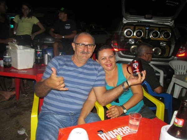 Sãofelicenses aproveitam o feriadão para curtir a “Prainha” do Rio Sambito - Imagem 20