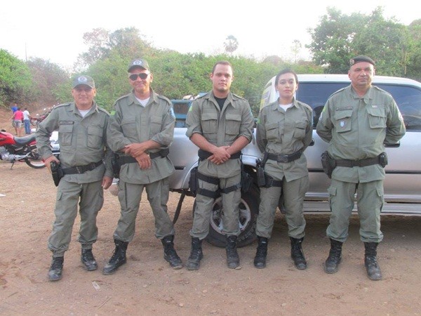 Sãofelicenses aproveitam o feriadão para curtir a “Prainha” do Rio Sambito - Imagem 22